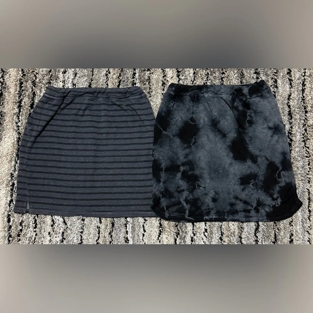 BUNDLE(2) Sundry Women’s Skirts